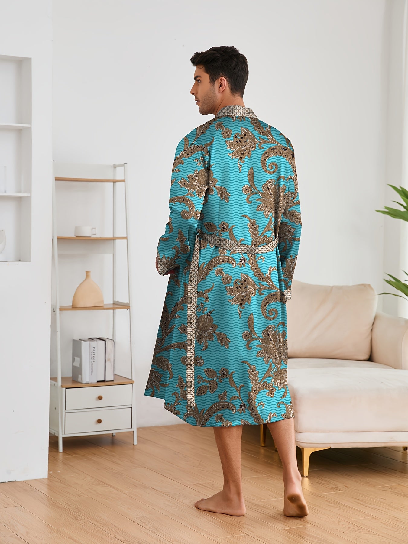 Casanova Charm – Seduction in Satin