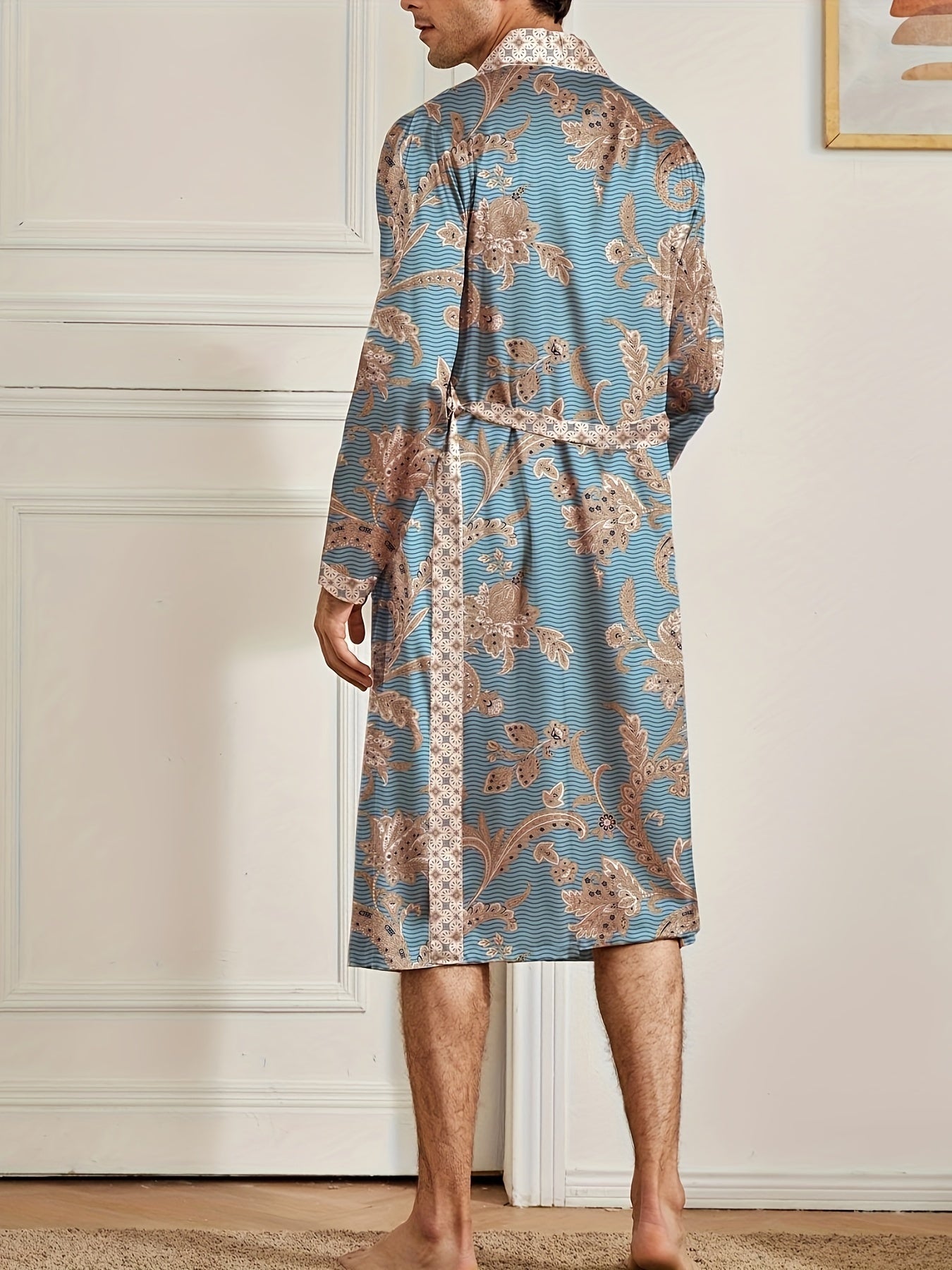 Casanova Charm – Seduction in Satin