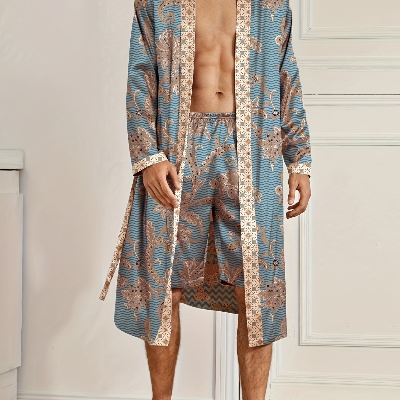Casanova Charm – Seduction in Satin