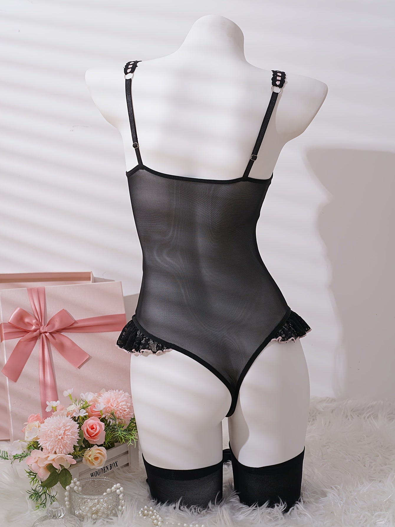 The Showstopper – Lace Me Down, Lift Me Up. Three Pieces. Infinite Power...