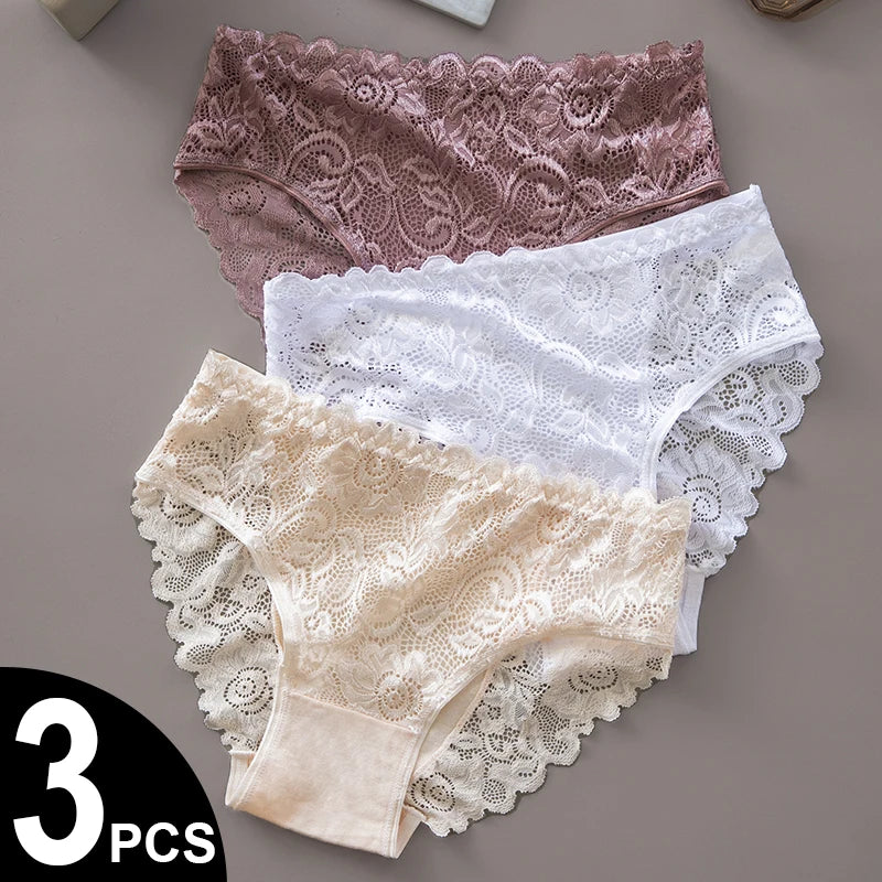Cheeky Charm – The Everyday Temptation