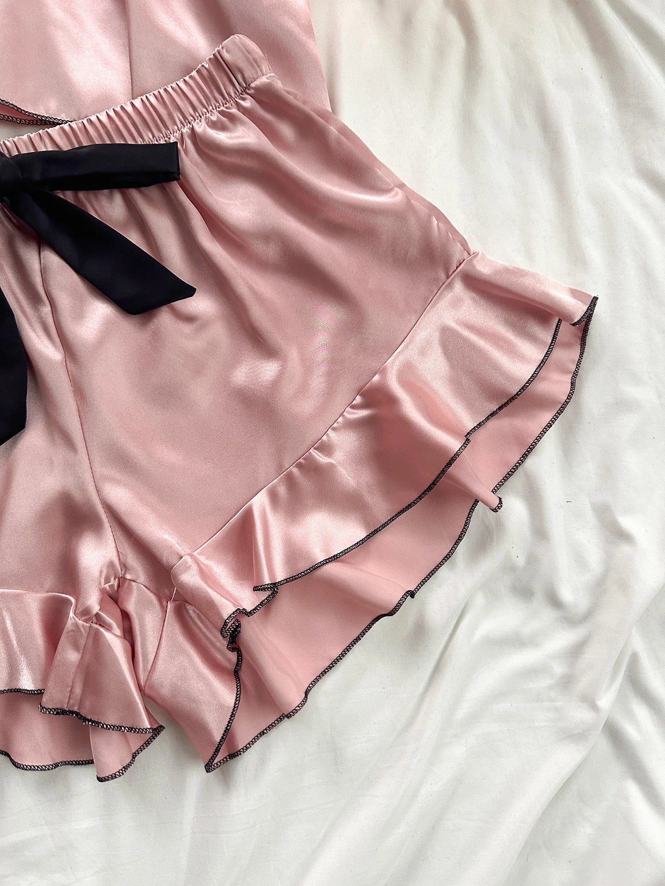 Midnight Caress – Satin That Seduces