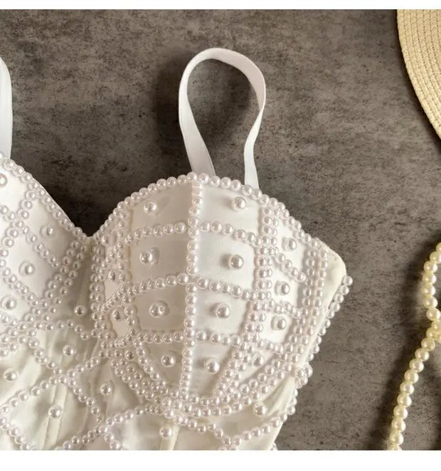 Pearl Siren – A Corset Made to Captivate